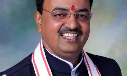 नामांकन से पहले बोले मौर्य मैं सिराथू का बेटा नामांकन से पहले बोले मौर्य मैं सिराथू का बेटा