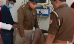 लापरवाह दारोगा व दारू में टल्ली मिले 3 सिपाहियों को SSP ने किया निलंबित लापरवाह दारोगा व दारू में टल्ली मिले 3 सिपाहियों को SSP ने किया निलंबित