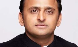 अखिलेश को भी आई घोषणा पत्र की याद- आज होगा जारी अखिलेश को भी आई घोषणा पत्र की याद- आज होगा जारी