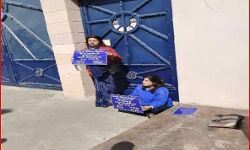 अमरमणि को टिकट से नाराज मधुमिता शुक्ला की बहन बैठी धरने पर अमरमणि को टिकट से नाराज मधुमिता शुक्ला की बहन बैठी धरने पर