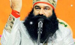 गुरमीत राम रहीम के डेरा मुख्यालय आने को लेकर डेरा प्रेमी खुश गुरमीत राम रहीम के डेरा मुख्यालय आने को लेकर डेरा प्रेमी खुश