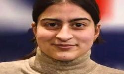 12वीं की टॉपर की दो टूक- मुस्लिम साबित होने के लिए हिजाब जरूरी नहीं 12वीं की टॉपर की दो टूक- मुस्लिम साबित होने के लिए हिजाब जरूरी नहीं