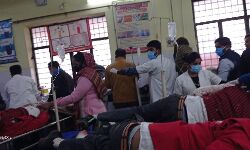 2 स्कूल की बसें टकराने से हुआ भीषण हादसा- कई को किया मेरठ रेफर 2 स्कूल की बसें टकराने से हुआ भीषण हादसा- कई को किया मेरठ रेफर