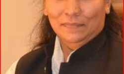 नामांकन की तिथि से 1 दिन पहले सपा ने इन्हें दिए टिकट नामांकन की तिथि से 1 दिन पहले सपा ने इन्हें दिए टिकट