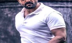 विक्रम वेधा से सैफ अली खान का फर्स्ट लुक रिलीज विक्रम वेधा से सैफ अली खान का फर्स्ट लुक रिलीज