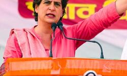 खेतों की रखवाली कराने के सिवा महिलाओं के लिए कुछ नहीं किया: प्रियंका