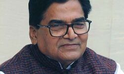 सपा गठबंधन को मिलता दिख रहा है जनादेश: रामगोपाल सपा गठबंधन को मिलता दिख रहा है जनादेश: रामगोपाल