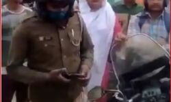 इलाके को लेकर किन्नरों के दो गुट भिड़े-पेट्रोल डालकर जलाने का प्रयास इलाके को लेकर किन्नरों के दो गुट भिड़े-पेट्रोल डालकर जलाने का प्रयास