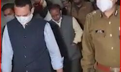 अंग्रेजी शराब भी जहरीली-61 ठेकों पर लगा ताला-सभी की होगी सेंपलिंग अंग्रेजी शराब भी जहरीली-61 ठेकों पर लगा ताला-सभी की होगी सेंपलिंग