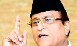 भाजपा उम्मीदवार से आजम खान भारी बढ़त से आगे भाजपा उम्मीदवार से आजम खान भारी बढ़त से आगे