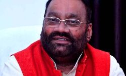 भाजपा प्रत्याशी से दौड़ में सपा के स्वामी प्रसाद मौर्य पीेछे भाजपा प्रत्याशी से दौड़ में सपा के स्वामी प्रसाद मौर्य पीेछे