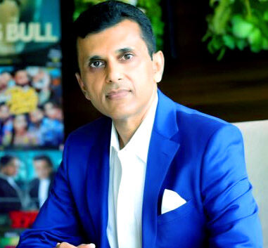 आनंद पंडित बनायेंगे गुजराती सामाजिक-कॉमेडी फिल्म फख्त महिलाओ माटे आनंद पंडित बनायेंगे गुजराती सामाजिक-कॉमेडी फिल्म फख्त महिलाओ माटे