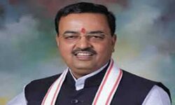 जीत के जश्न के बीच भाजपा को बड़ा झटका - पल्लवी से हार गये केशव जीत के जश्न के बीच भाजपा को बड़ा झटका - पल्लवी से हार गये केशव