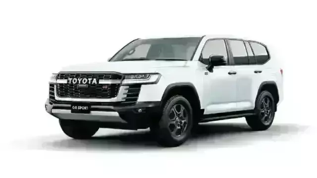 सीएम बनते ही अखिलेश ने खरीदी थी 7 करोड की कार, मायावती ने लैंडक्रूजर सीएम बनते ही अखिलेश ने खरीदी थी 7 करोड की कार, मायावती ने लैंडक्रूजर