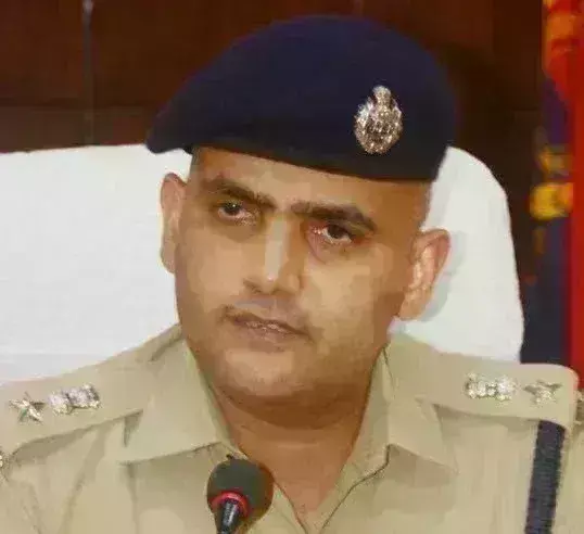 क्राइम कंट्रोल में विफलता- कोतवाल समेत 6 थानेदार बदले क्राइम कंट्रोल में विफलता- कोतवाल समेत 6 थानेदार बदले