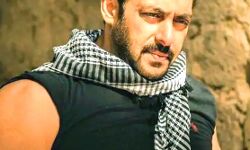 सलमान ने तेलुगु एक्शन फिल्म गॉडफादर की शूटिंग शुरू की सलमान ने तेलुगु एक्शन फिल्म गॉडफादर की शूटिंग शुरू की