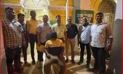 सेक्स रैकेट में शामिल मिली यह टीवी एक्ट्रेस-पड़ा छापा तो खुला राज सेक्स रैकेट में शामिल मिली यह टीवी एक्ट्रेस-पड़ा छापा तो खुला राज