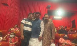 गये थे दा कश्मीर फाइल्स देखने-वापिस लौटे आंखों में लेकर आंसू गये थे दा कश्मीर फाइल्स देखने-वापिस लौटे आंखों में लेकर आंसू