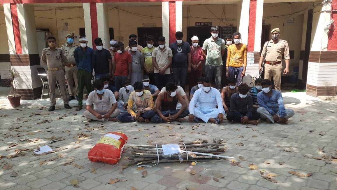 दो पक्षों में हुए झगडे में वांछित 26 आरोपियों को अरेस्ट कर भेजा कारागार दो पक्षों में हुए झगडे में वांछित 26 आरोपियों को अरेस्ट कर भेजा कारागार