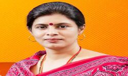 भाजपा की पूर्व मंत्री ने विधायक पति से तलाक के लिये फिर दायर की अर्जी भाजपा की पूर्व मंत्री ने विधायक पति से तलाक के लिये फिर दायर की अर्जी