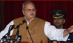 300 करोड़ घूस मामला-पूर्व राज्यपाल के आरोप की होगी सीबीआई जांच? 300 करोड़ घूस मामला-पूर्व राज्यपाल के आरोप की होगी सीबीआई जांच?