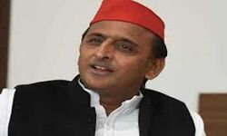 भाजपा ने जनता को महंगाई का रिटर्न गिफ्ट देना किया शुरू: अखिलेश भाजपा ने जनता को महंगाई का रिटर्न गिफ्ट देना किया शुरू: अखिलेश