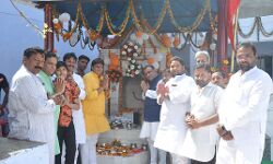 भूमियाखेडा मंदिर में महायज्ञ, सैंकड़ों श्रद्धालुओं ने किया प्रसाद ग्रहण भूमियाखेडा मंदिर में महायज्ञ, सैंकड़ों श्रद्धालुओं ने किया प्रसाद ग्रहण