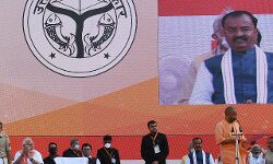 योगी मंत्रिमंडल से इन मंत्रियों की हुई छुट्टी-कई दिग्गजों को लगा झटका योगी मंत्रिमंडल से इन मंत्रियों की हुई छुट्टी-कई दिग्गजों को लगा झटका