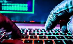 साइबर ठग की चाल पर पानी फेर हेल्प सेंटर ने हलक से निकाल लिए रुपए