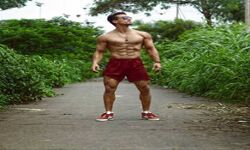 सुपरस्टार्स से कोई मुकाबला नहीं- टाइगर श्राफ