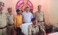 लाखों रूपये, सामान व मोटर साईकिलों सहित चोर गिरफ्तार लाखों रूपये, सामान व मोटर साईकिलों सहित चोर गिरफ्तार