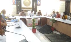 DM SP ने सुनी उत्पीड़ित महिलाओं की बात-कार्यवाही के दिए निर्देश