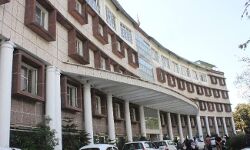 एक सीट पर सालभर से ज्यादा नही मिलेगा बैठने का मौका-मठाधीशों में हडकंप एक सीट पर सालभर से ज्यादा नही मिलेगा बैठने का मौका-मठाधीशों में हडकंप