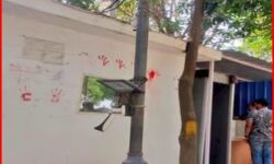 BJP का CM आवास पर हंगामा- तोड़फोड़ का आरोप BJP का CM आवास पर हंगामा- तोड़फोड़ का आरोप