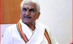 RSS नेता की दो टूक-ड्रेस कोड का पालन नहीं करने वाले छोड़ दे देश