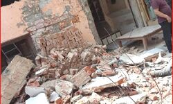 भरभराकर गिरी दीवार के नीचे दबे दो मजदूरों की मौत-एक गंभीर