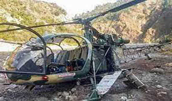 प्राइवेट हेलीकॉप्टर हुआ क्रैश - 5 लोगों की हुई दर्दनाक मौत