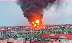 यूक्रेन ने रूस में घुसकर कर दी एयर स्ट्राइक-आयल डिपो बना निशाना यूक्रेन ने रूस में घुसकर कर दी एयर स्ट्राइक-आयल डिपो बना निशाना