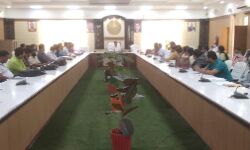 DM की अध्यक्षता में गेहूॅ खरीद सम्बंधित बैठक हुई आयोजित DM की अध्यक्षता में गेहूॅ खरीद सम्बंधित बैठक हुई आयोजित