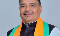 मंत्री जयवीर ने पुनरोद्धार के कार्यों को जल्दी पूरा करने के दिए निर्देश