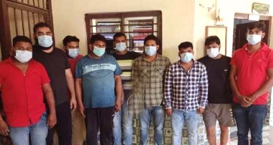 IPL सट्टा खेल रहे 8 आरोपी अरेस्ट- 45 लाख कैश किया बरामद