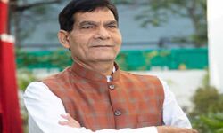 ऊर्जा मंत्री से मिला आश्वासन - बिजली कर्मी अब नहीं करेंगे छुट्टी ऊर्जा मंत्री से मिला आश्वासन - बिजली कर्मी अब नहीं करेंगे छुट्टी