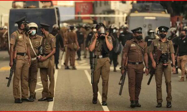 सभी राजनैतिक दलों के लोग बनेंगे मंत्री- महामहिम ने भेजा निमंत्रण सभी राजनैतिक दलों के लोग बनेंगे मंत्री- महामहिम ने भेजा निमंत्रण