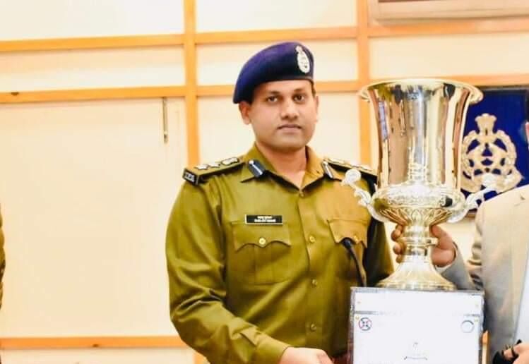 यूपी में IPS अफसरों के तबादले - बबलू पहुंचे एंटी करप्सन