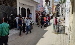 बिजली विभाग की मॉर्निंग रेड-हत्थे चढ़ गए बिजली चोर-मचा हड़कंप बिजली विभाग की मॉर्निंग रेड-हत्थे चढ़ गए बिजली चोर-मचा हड़कंप