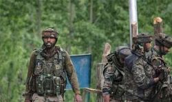 सुरक्षा बल पर किया हमला तो जवाबी कार्यवाही में दो आतंकवादी हुए ढेर सुरक्षा बल पर किया हमला तो जवाबी कार्यवाही में दो आतंकवादी हुए ढेर