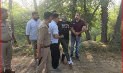 पेट्रोलपंप कर्मियों को लूटकर तहलका मचाने वाला इनामी हुआ लंगडा