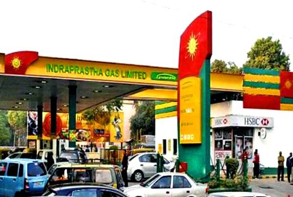 CNG की बढ रही कीमतें पहुंच रही डीजल पेट्रोल के करीब