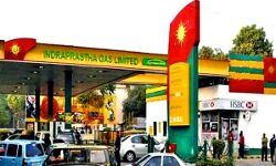 CNG की बढ रही कीमतें पहुंच रही डीजल पेट्रोल के करीब CNG की बढ रही कीमतें पहुंच रही डीजल पेट्रोल के करीब