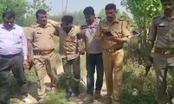 गोलियों से गूंजा जंगल-एनकाउंटर में दो बदमाश लंगडे- पुलिसकर्मी भी घायल गोलियों से गूंजा जंगल-एनकाउंटर में दो बदमाश लंगडे- पुलिसकर्मी भी घायल